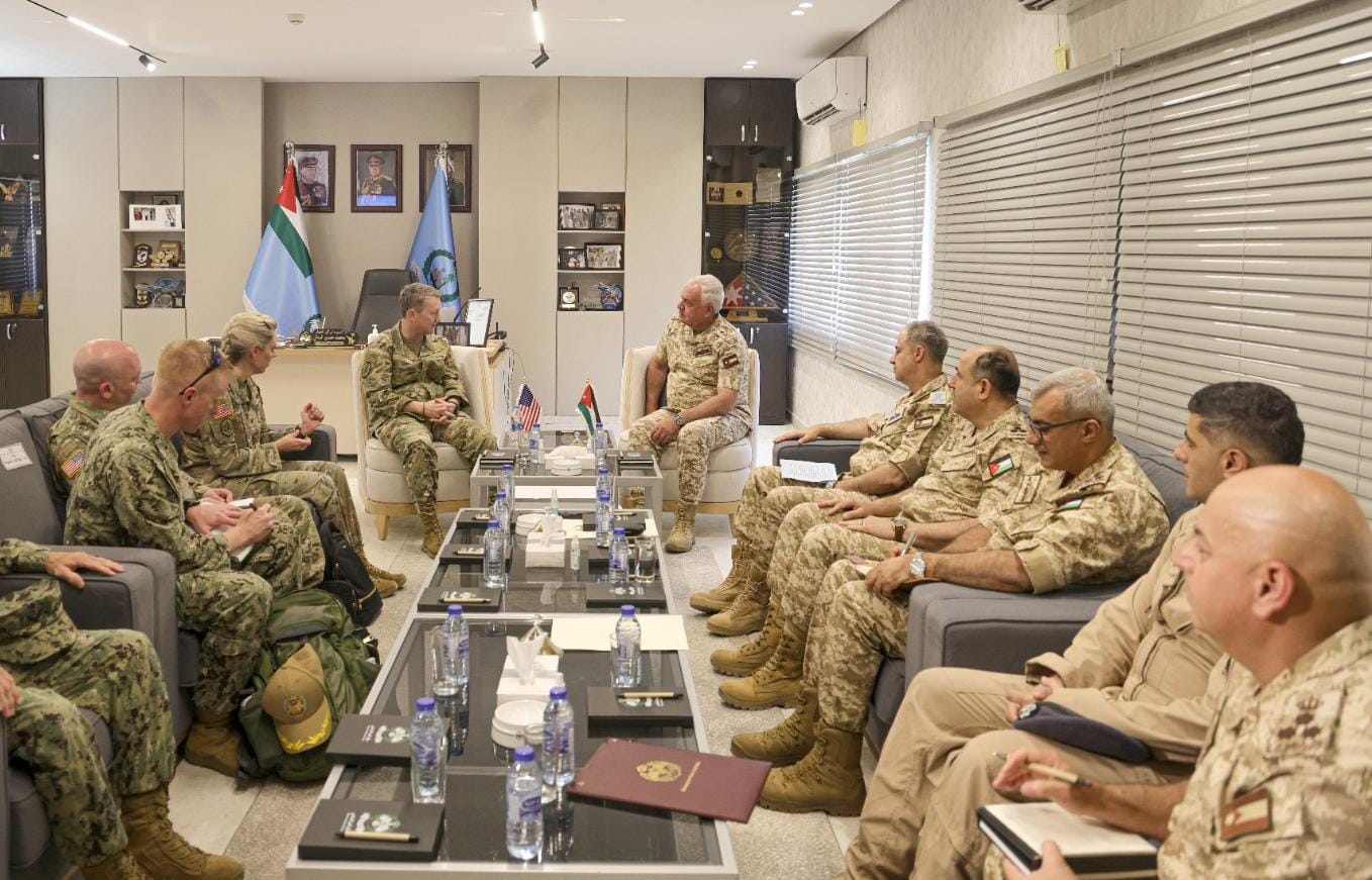 Madar Al-Saa Images 0.33040699555647834