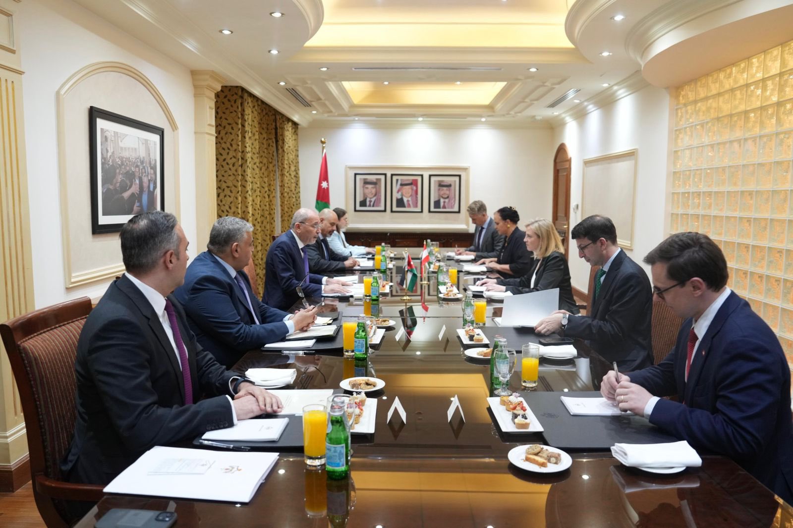 Madar Al-Saa Images 0.5042875122172994