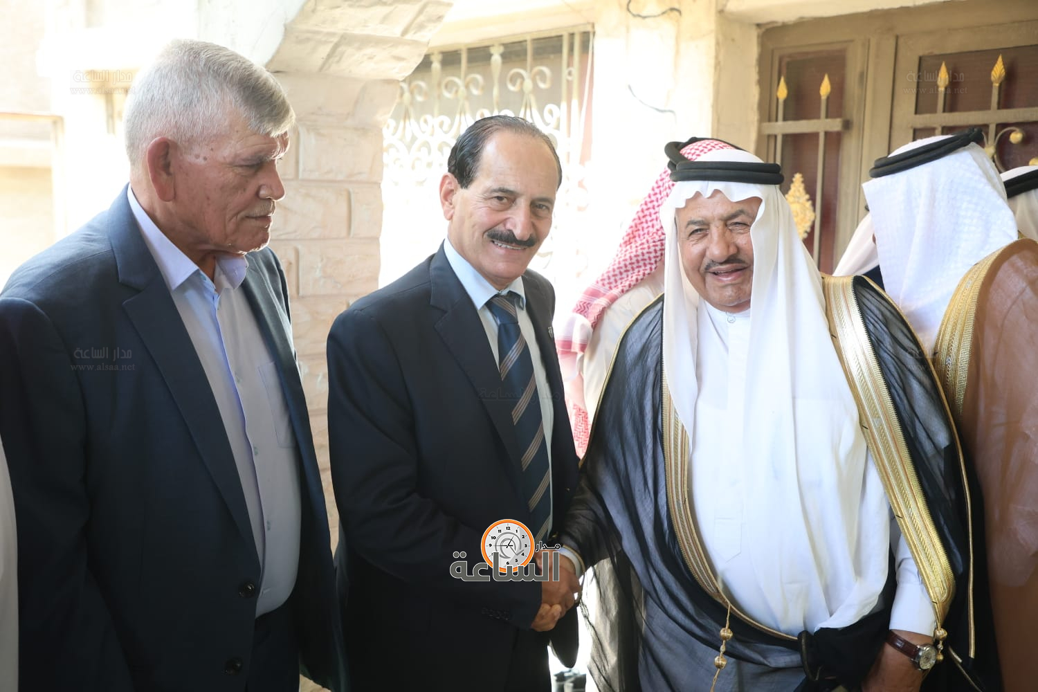 Madar Al-Saa Images 0.0895283370608243