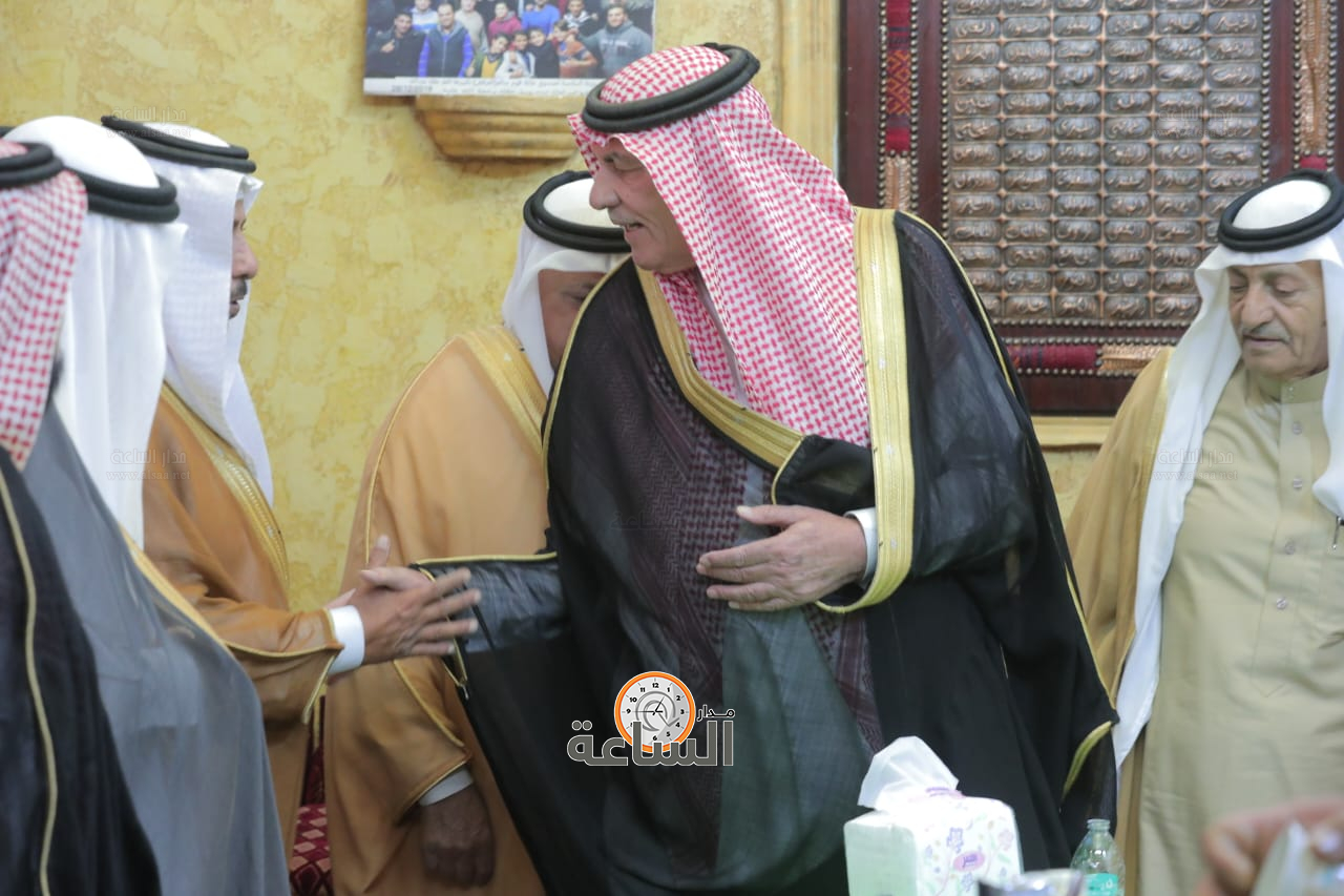 Madar Al-Saa Images 0.3561655318823672