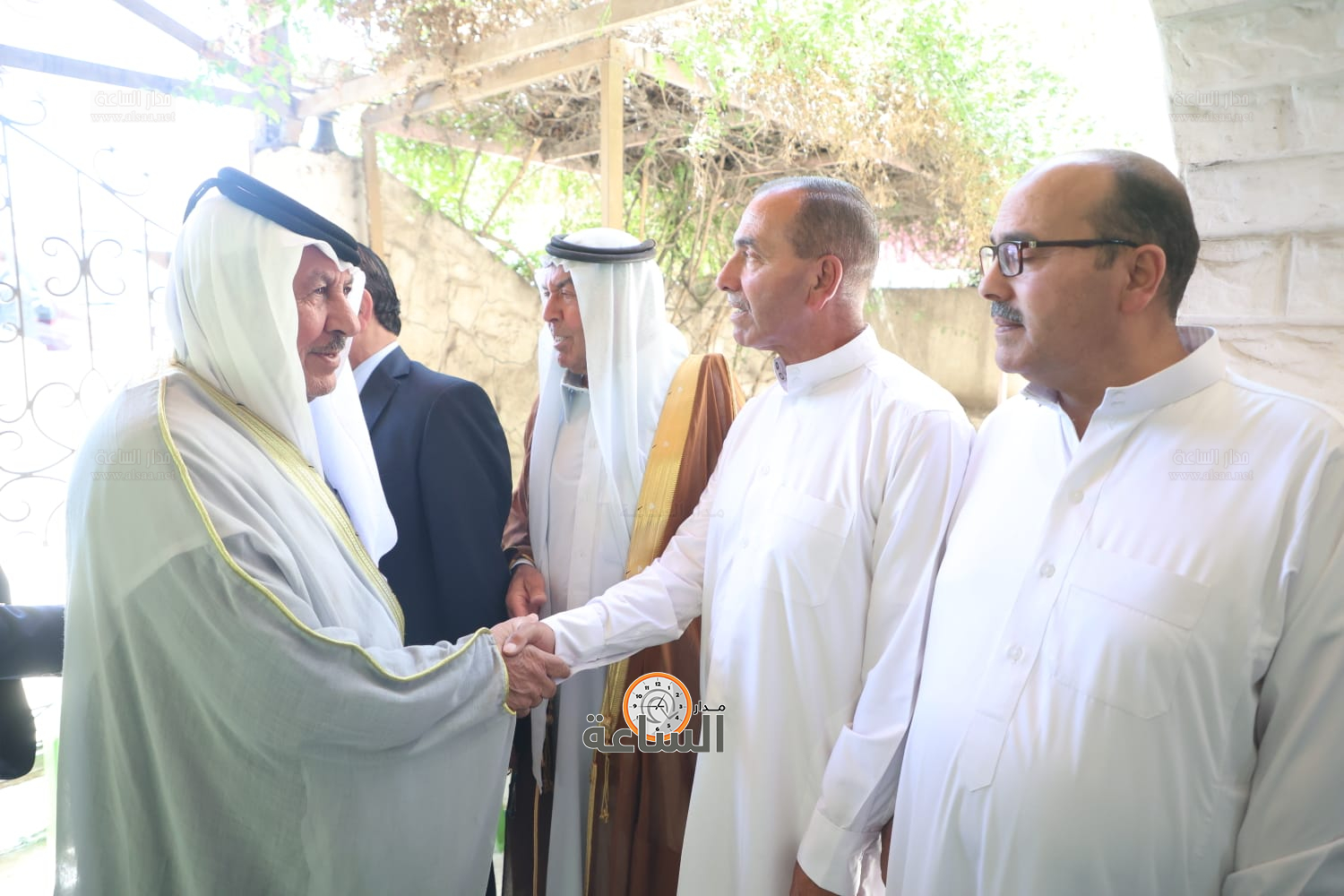 Madar Al-Saa Images 0.08592191937393823