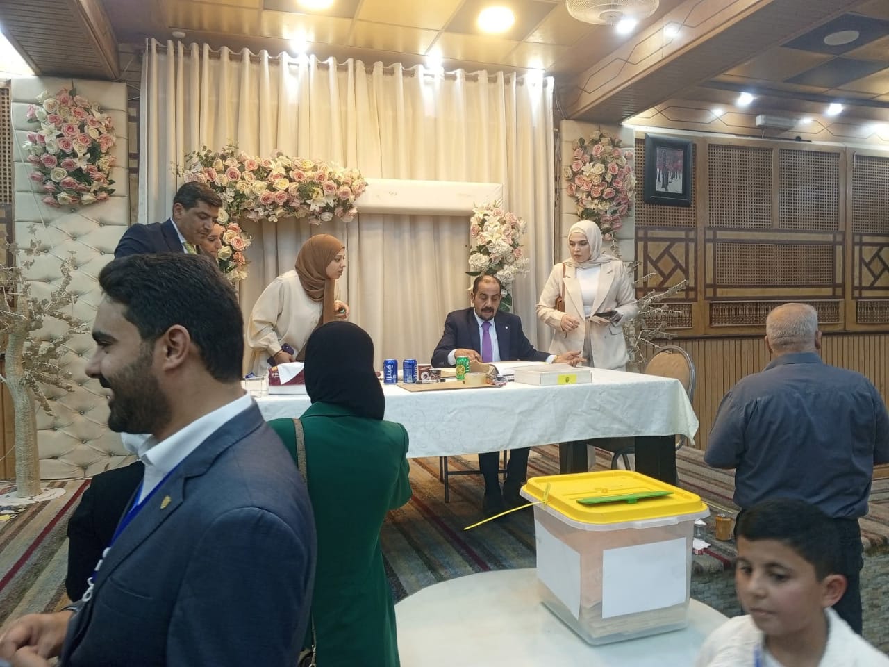 Madar Al-Saa Images 0.4258334360952444