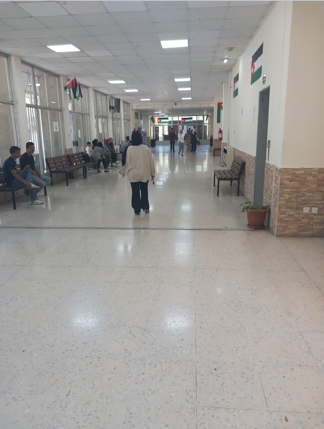 Madar Al-Saa Images 0.9311965539942609