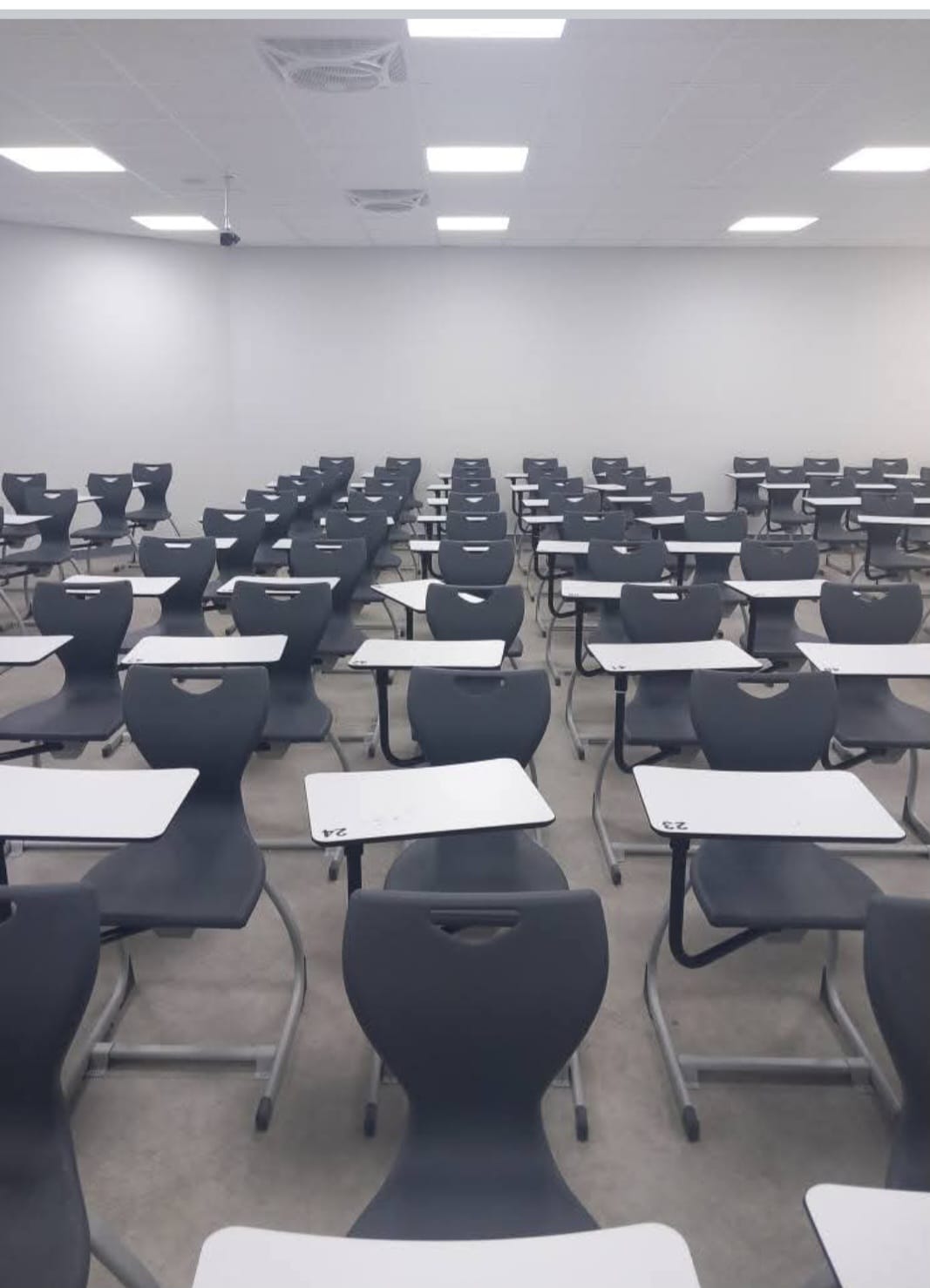 Madar Al-Saa Images 0.24576708390920143