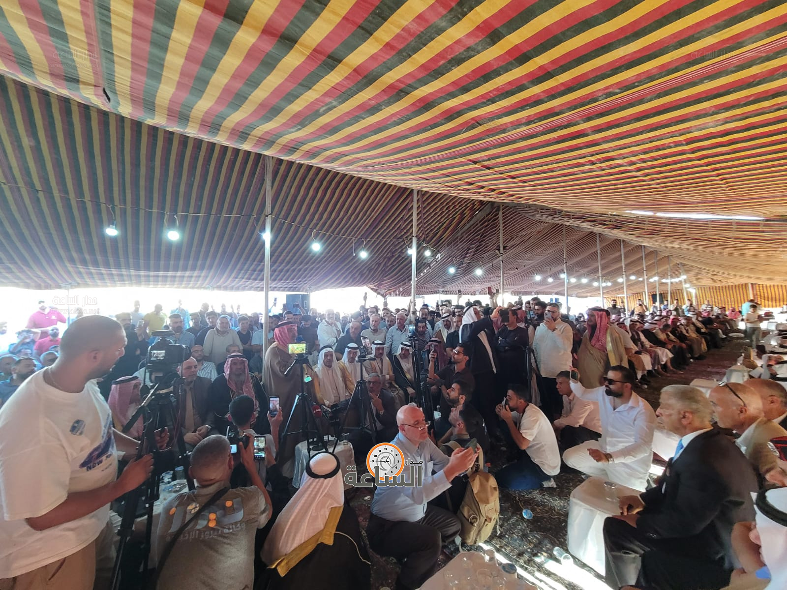 Madar Al-Saa Images 0.3537359964318426