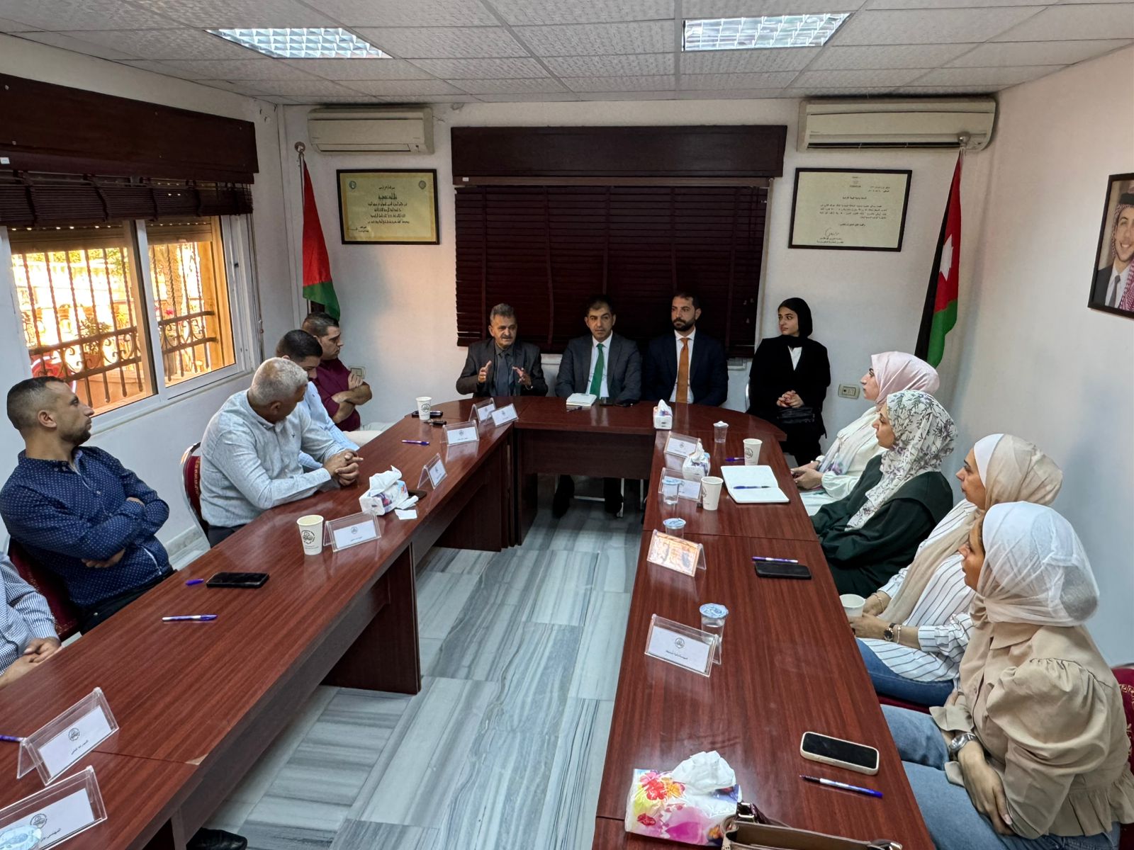 Madar Al-Saa Images 0.2590950768241296