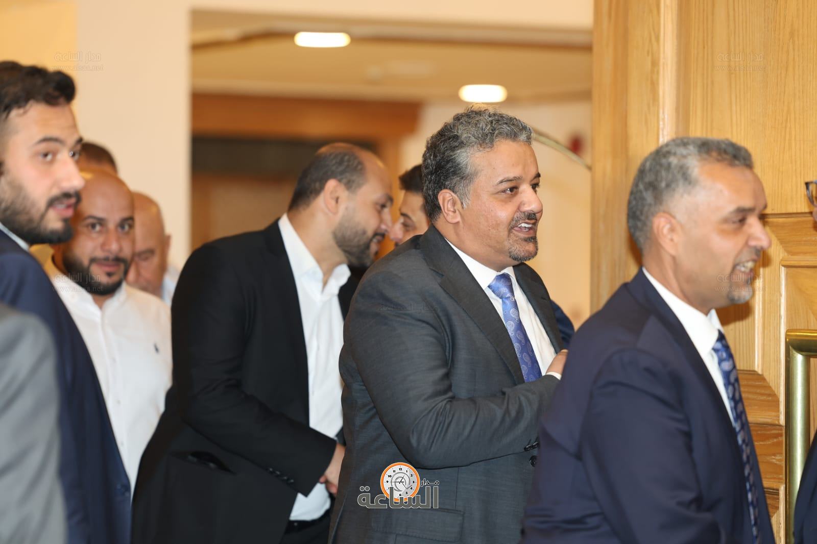 Madar Al-Saa Images 0.4383325678903548