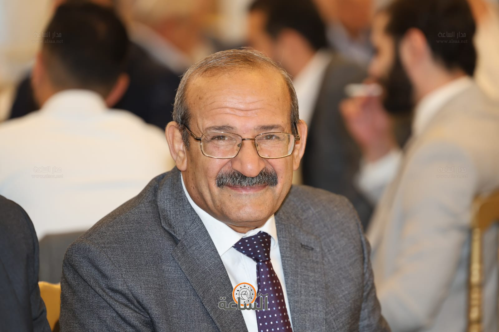 Madar Al-Saa Images 0.44365552610185643