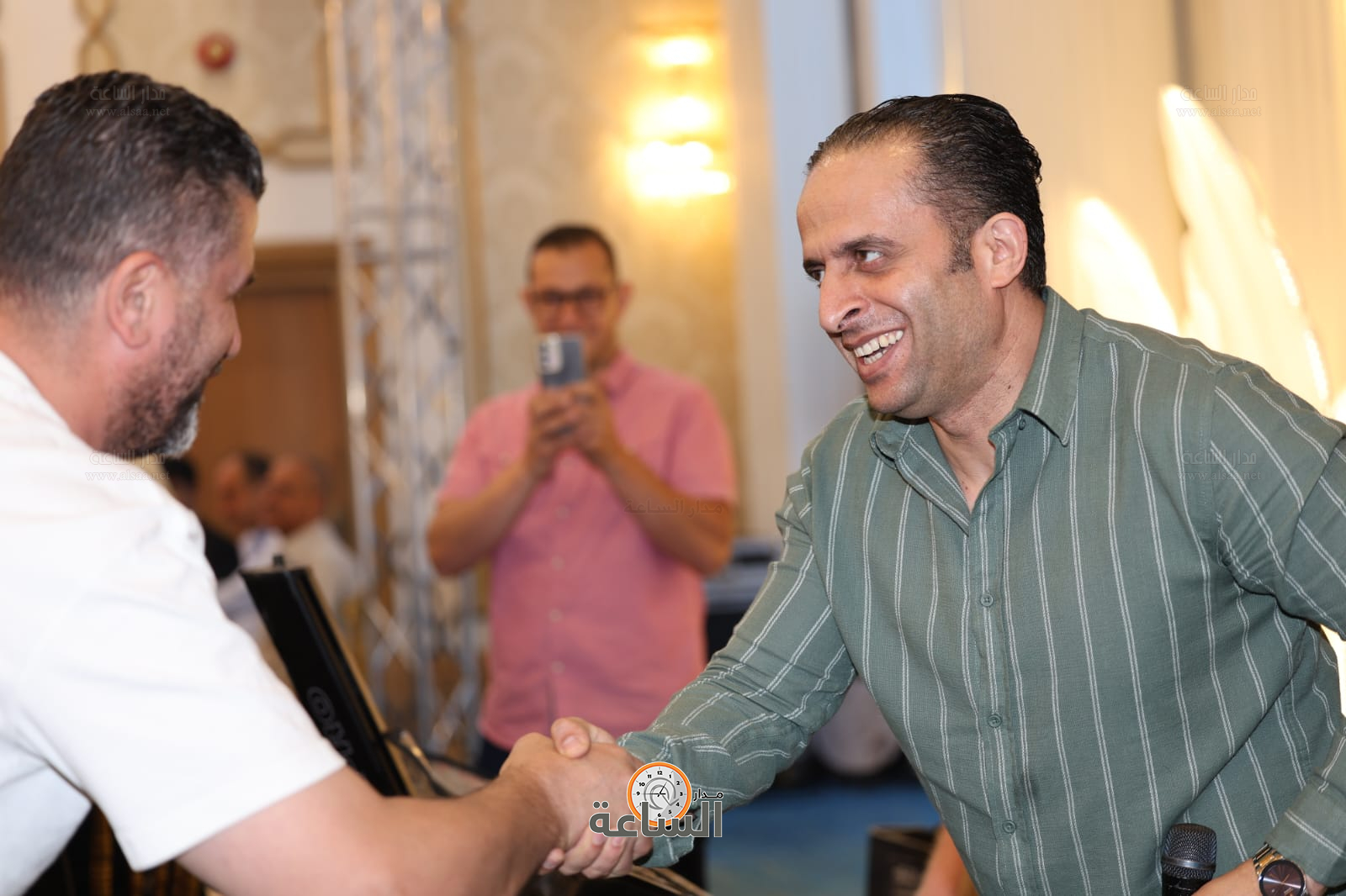 Madar Al-Saa Images 0.48164397698516836