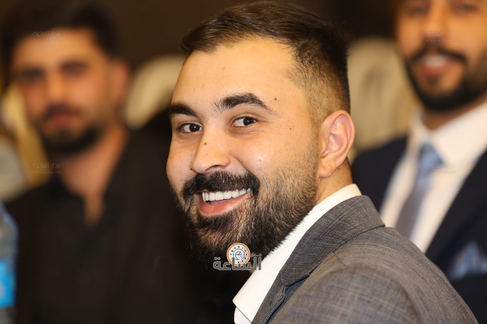 Madar Al-Saa Images 0.3899917504126521