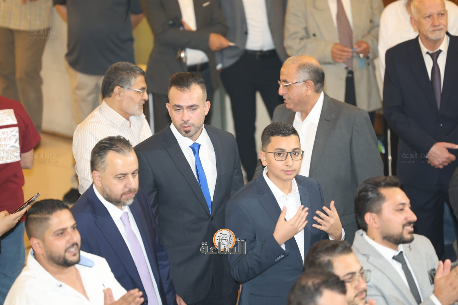 Madar Al-Saa Images 0.3831125111125889