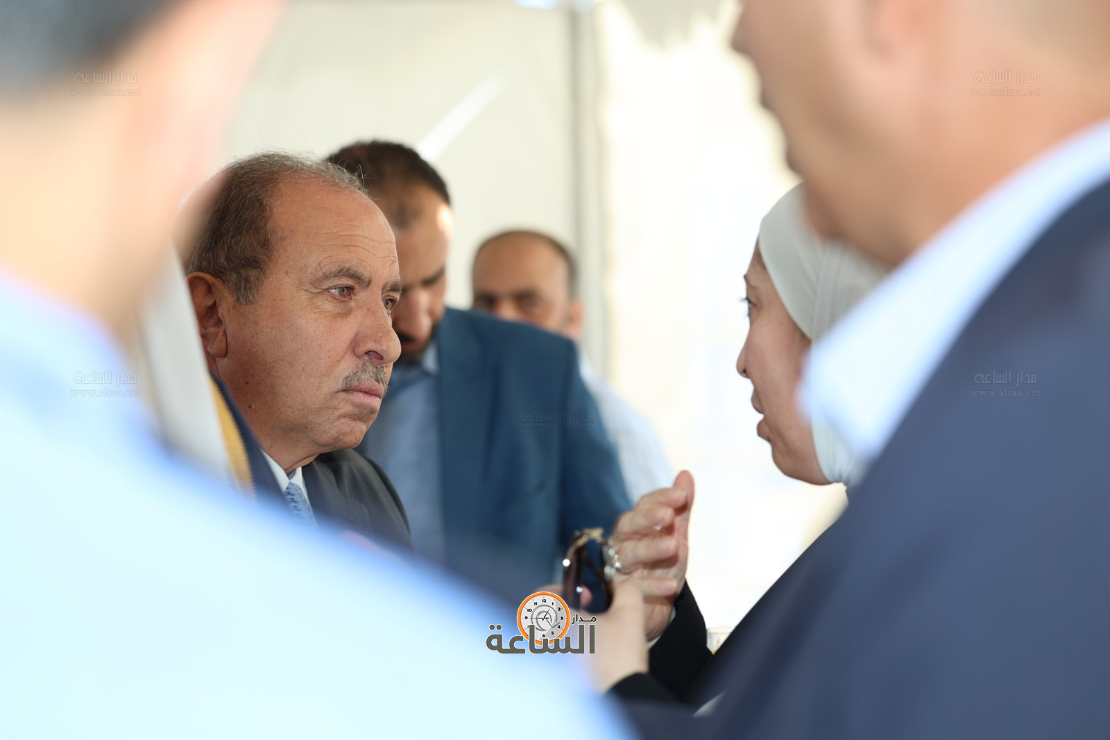 Madar Al-Saa Images 0.8991786606731246