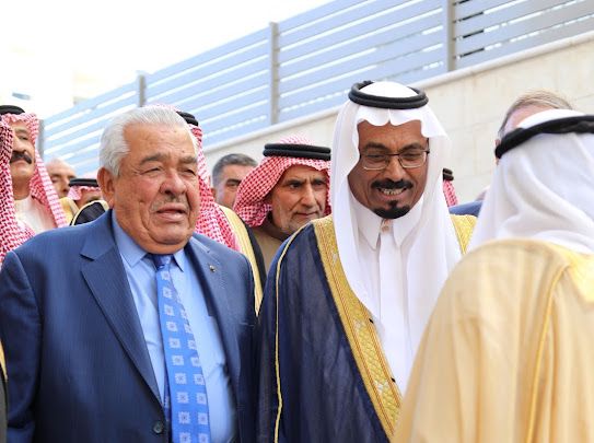 Madar Al-Saa Images 0.40403716252204125