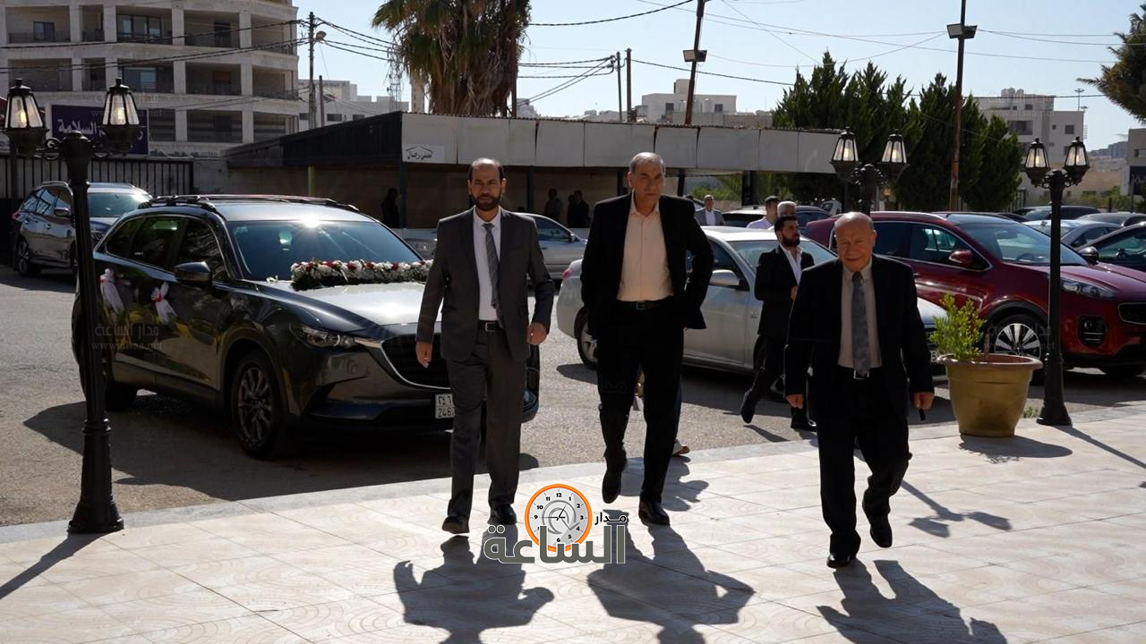 Madar Al-Saa Images 0.6209792285456908