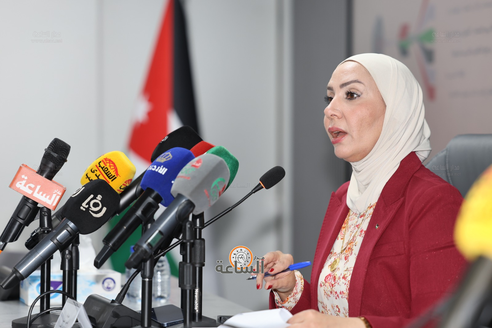 Madar Al-Saa Images 0.4719645477650263