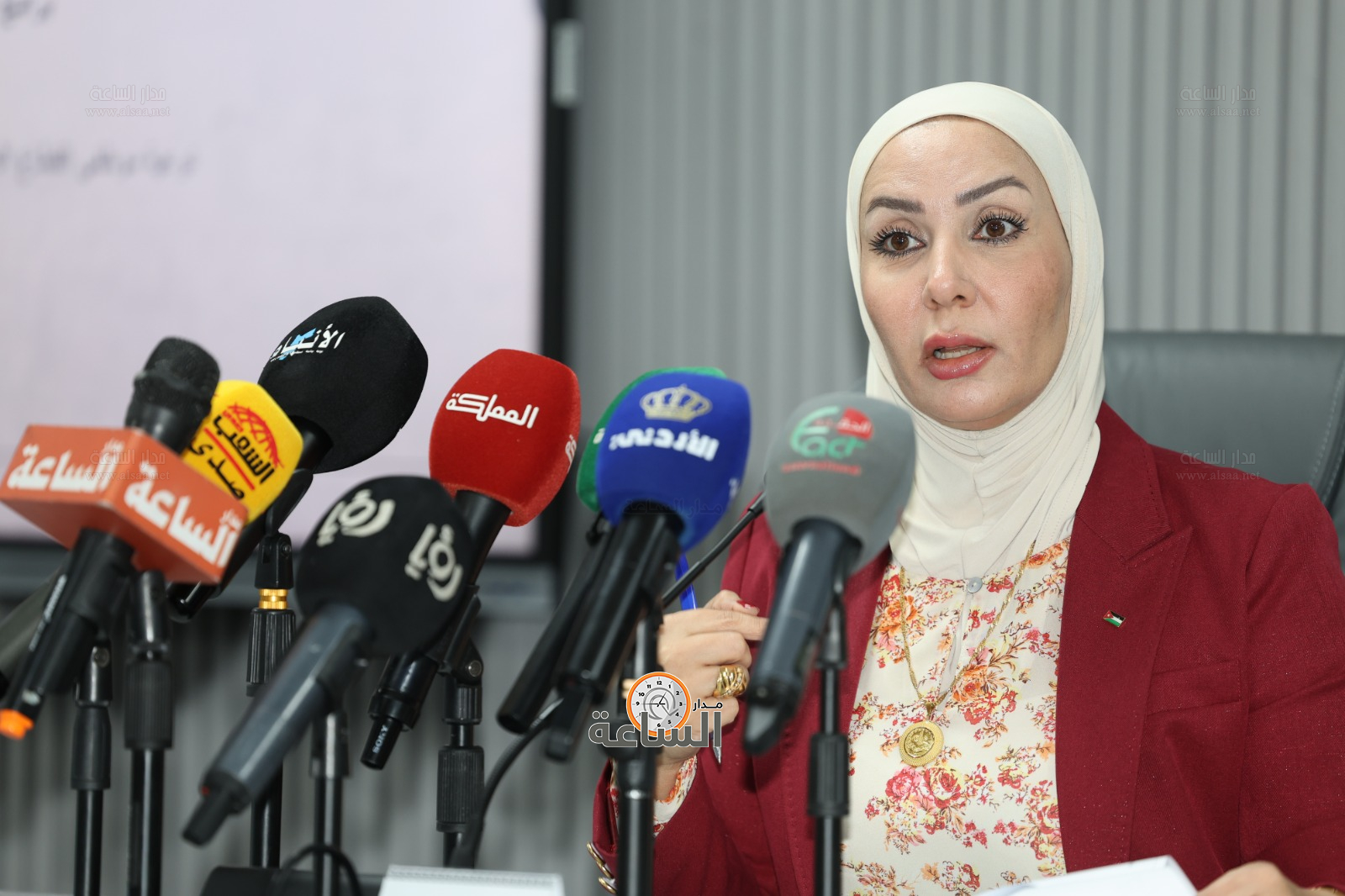 Madar Al-Saa Images 0.3849679321675653