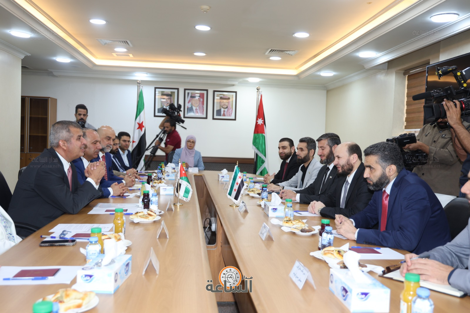 Madar Al-Saa Images 0.9364394679527823