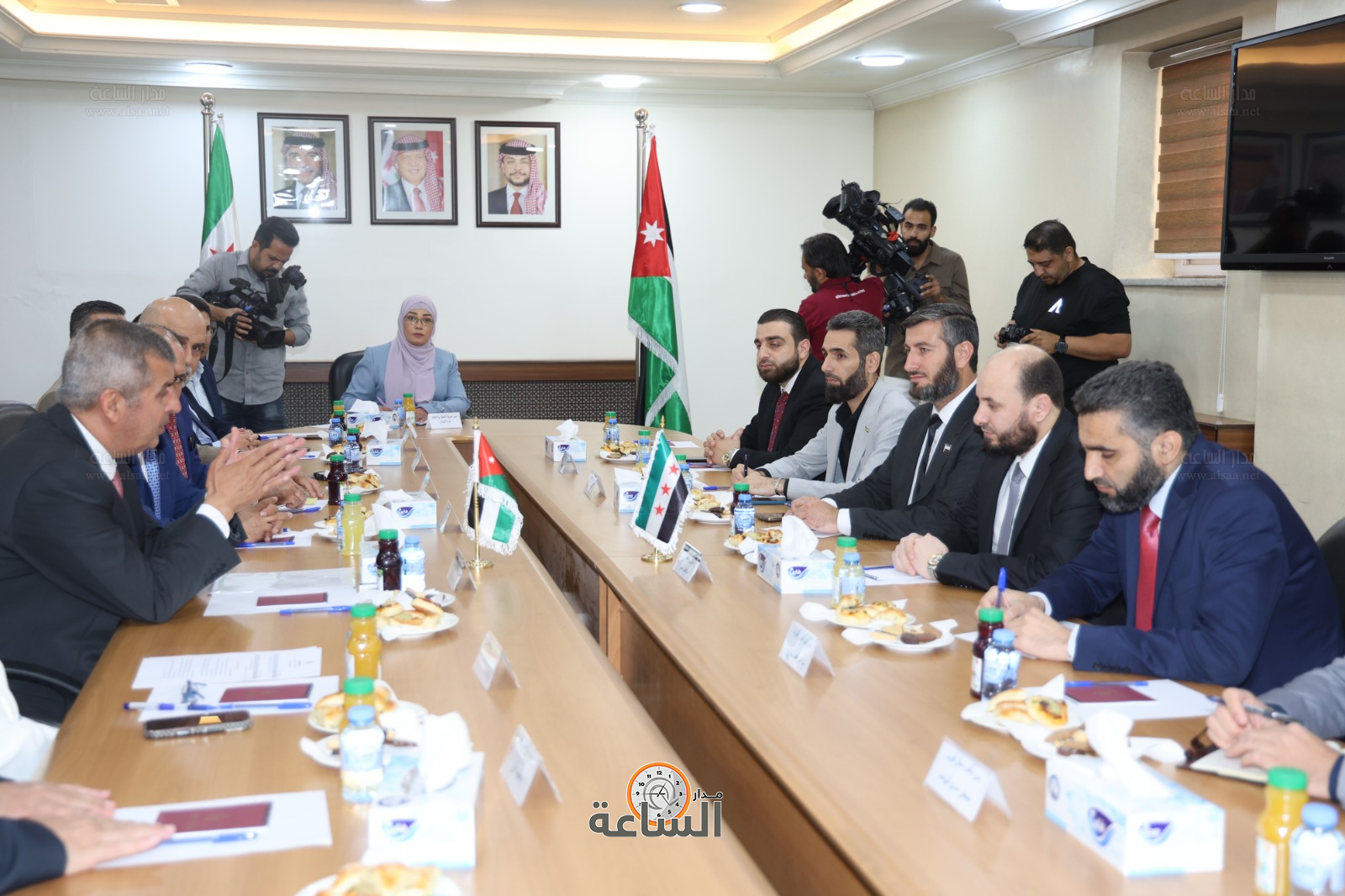 Madar Al-Saa Images 0.46905223672039364