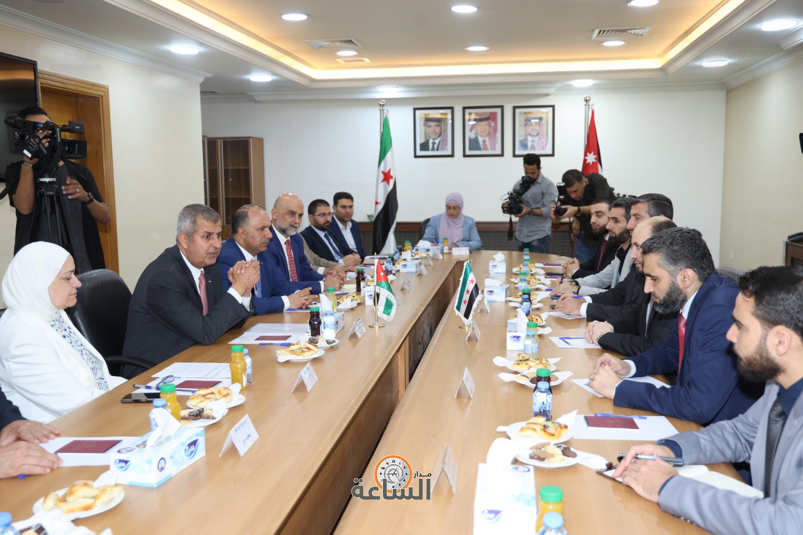 Madar Al-Saa Images 0.18275493183716573