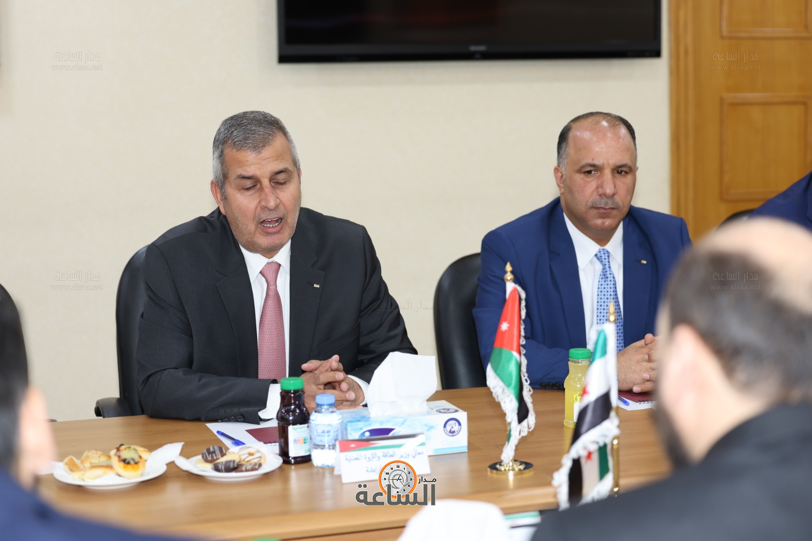 Madar Al-Saa Images 0.35151384697242005