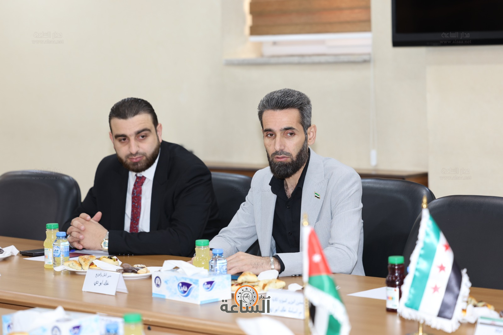 Madar Al-Saa Images 0.4252894447389499