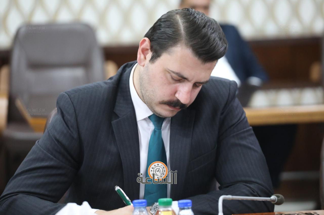 Madar Al-Saa Images 0.10223774542920128