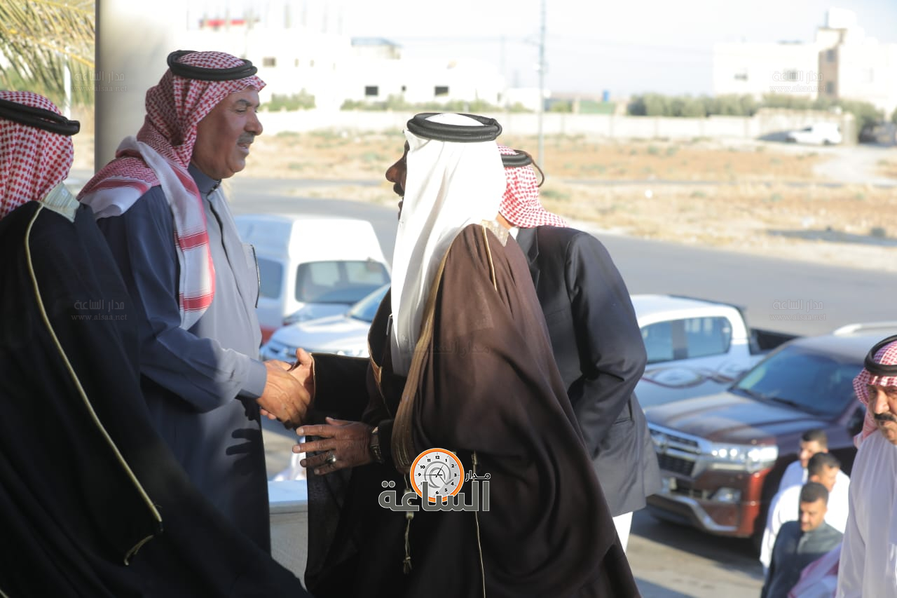 Madar Al-Saa Images 0.25508645571933286