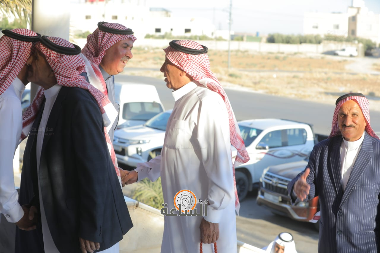 Madar Al-Saa Images 0.07910041781633337