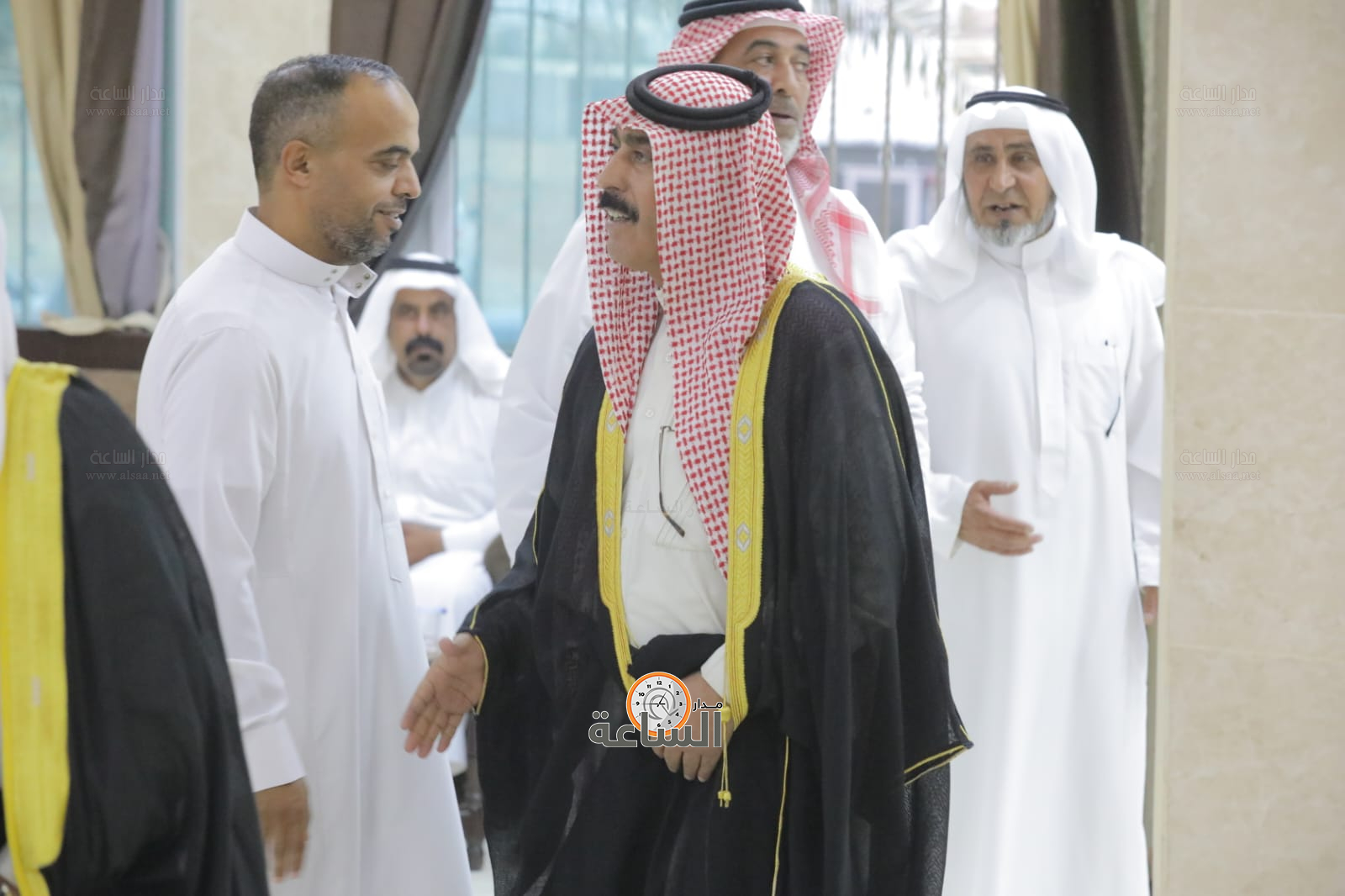 Madar Al-Saa Images 0.6931605753798359