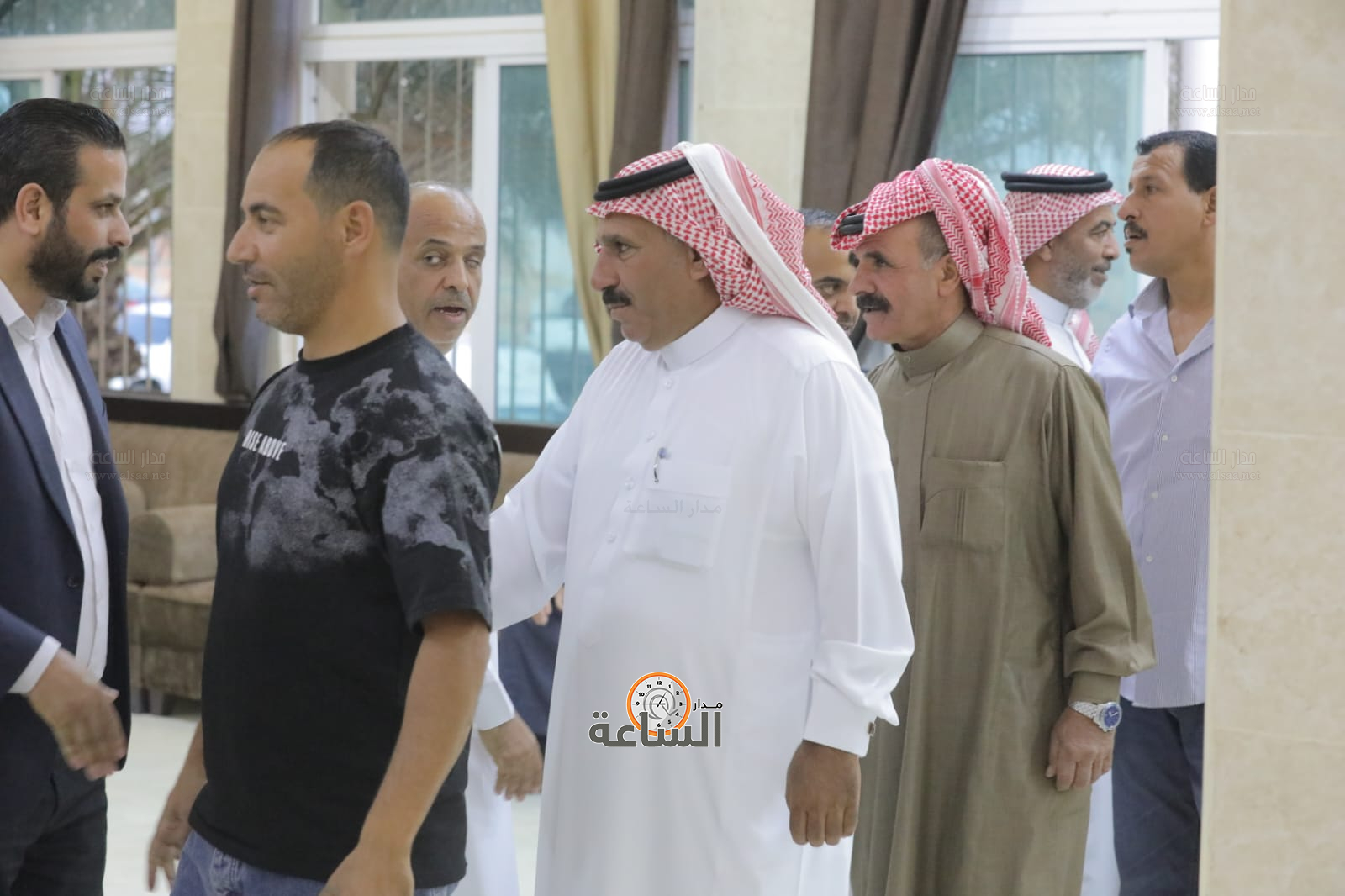 Madar Al-Saa Images 0.09995247260674378