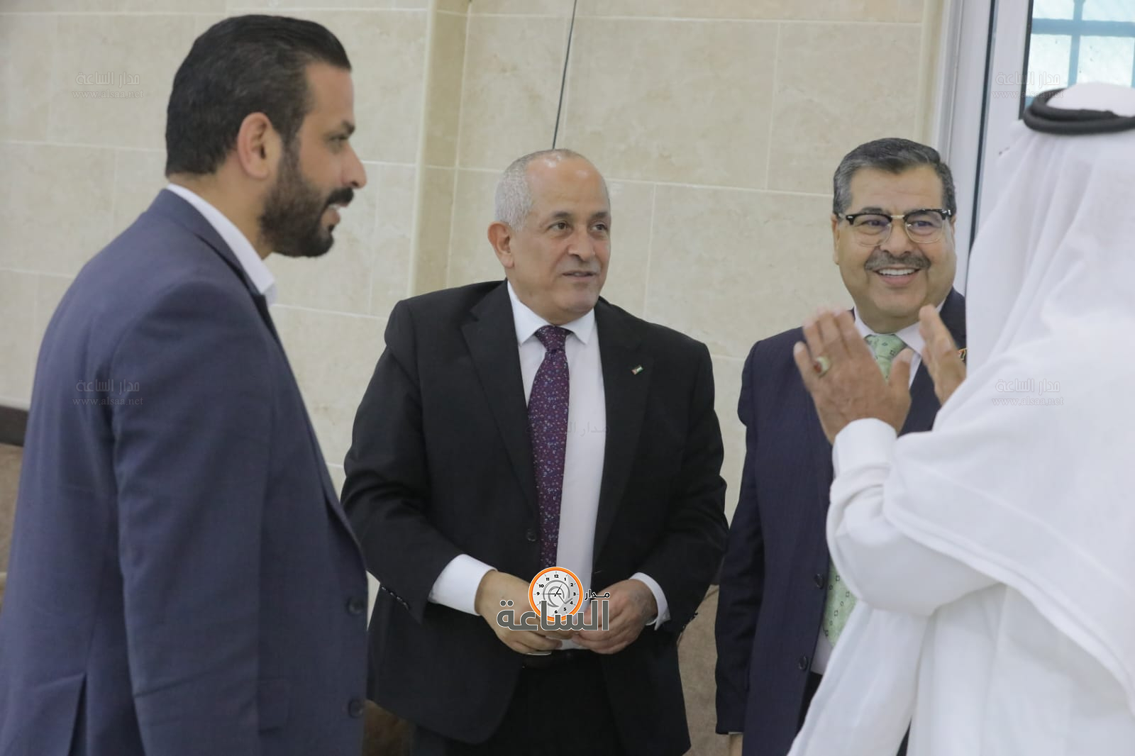 Madar Al-Saa Images 0.7884332091724926