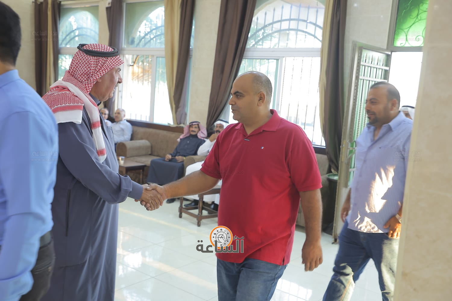 Madar Al-Saa Images 0.17841024168855824