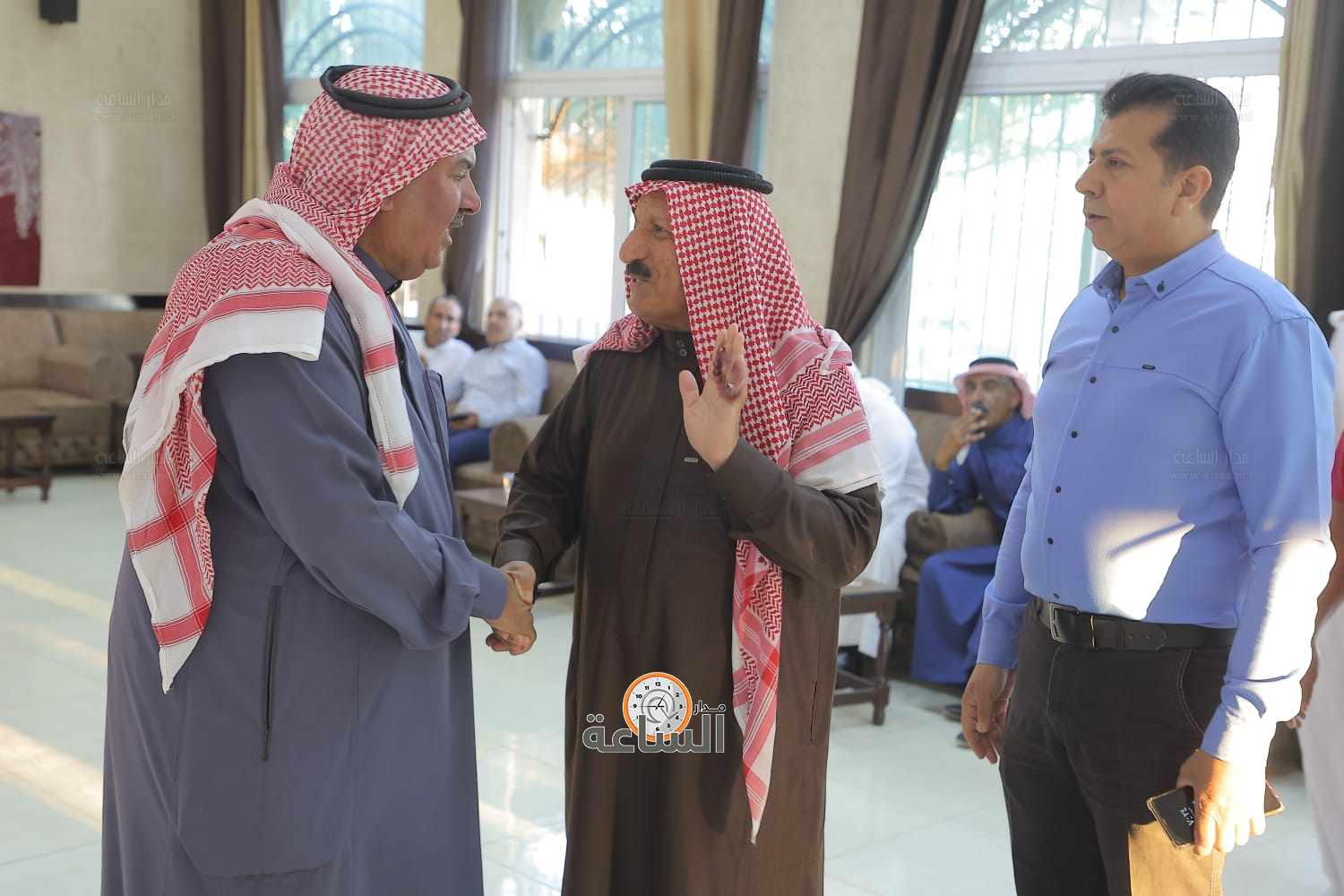 Madar Al-Saa Images 0.3953508763529785