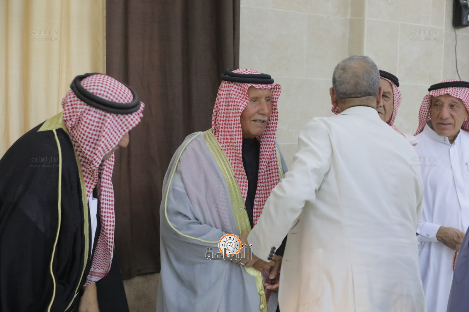 Madar Al-Saa Images 0.20245300387890885