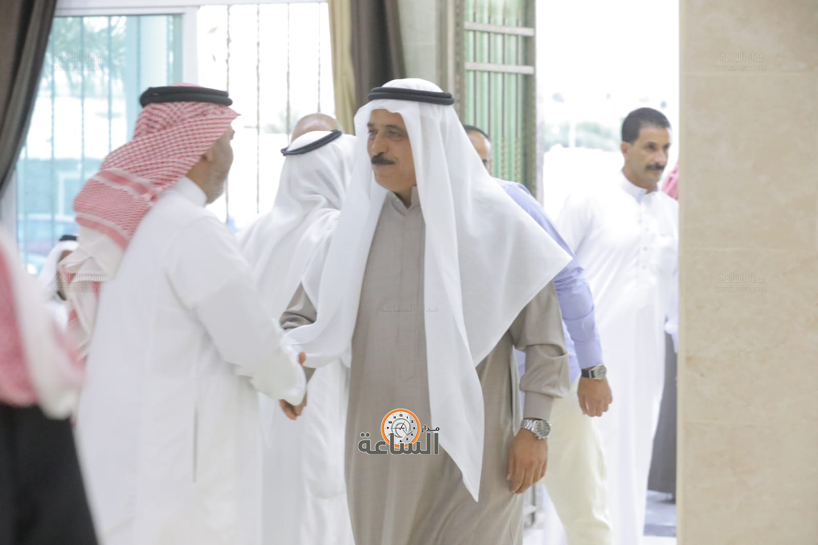 Madar Al-Saa Images 0.369774410123359