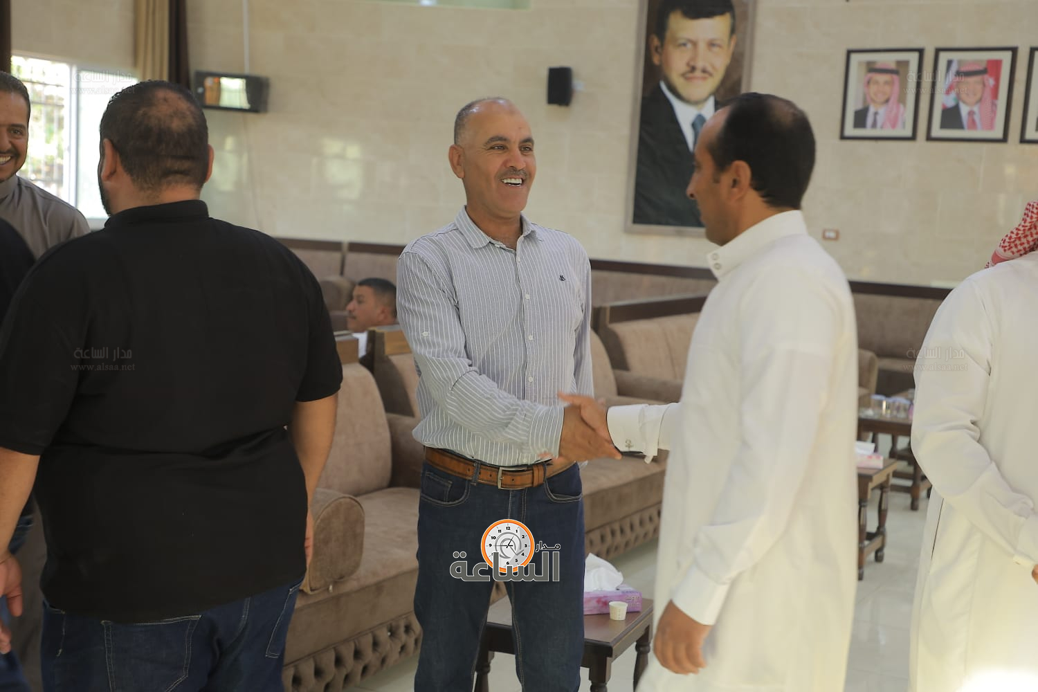 Madar Al-Saa Images 0.742069820549064