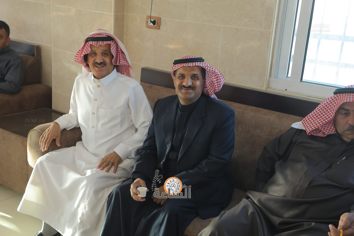 Madar Al-Saa Images 0.859996175601259