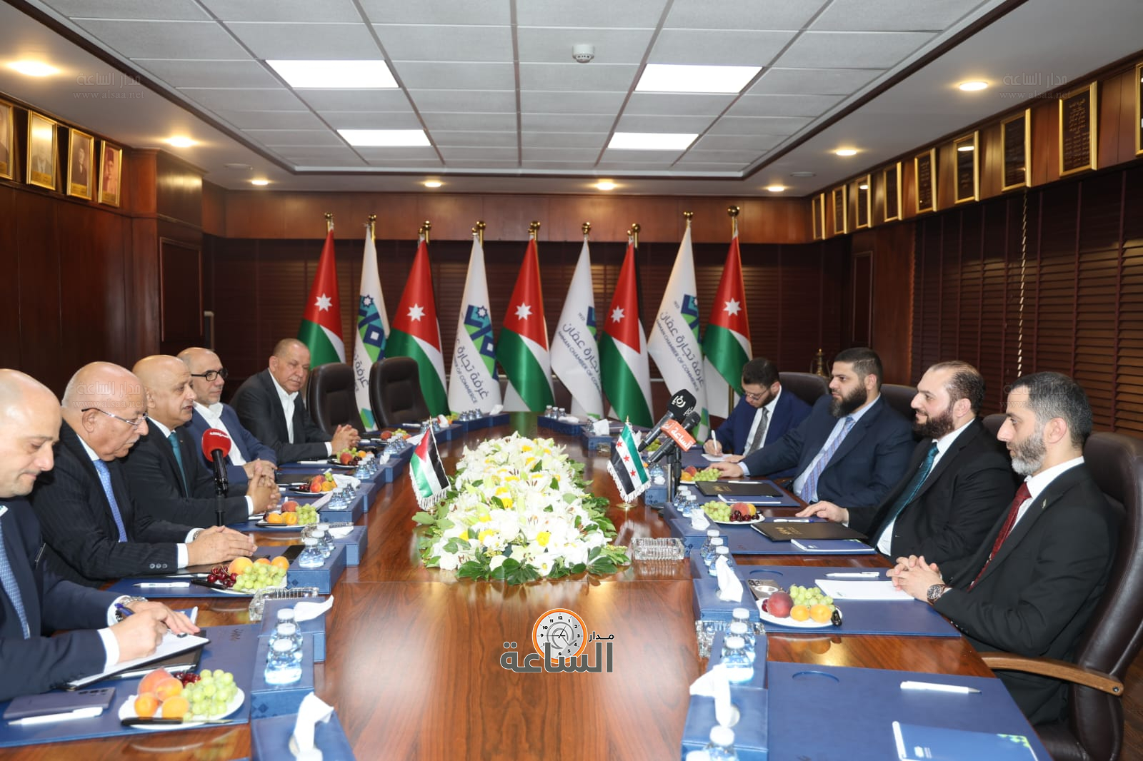 Madar Al-Saa Images 0.9315011475386277