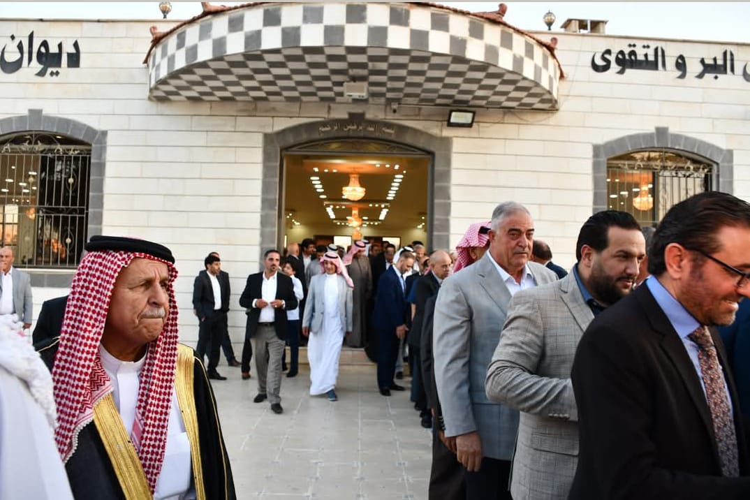 Madar Al-Saa Images 0.7710279828400407