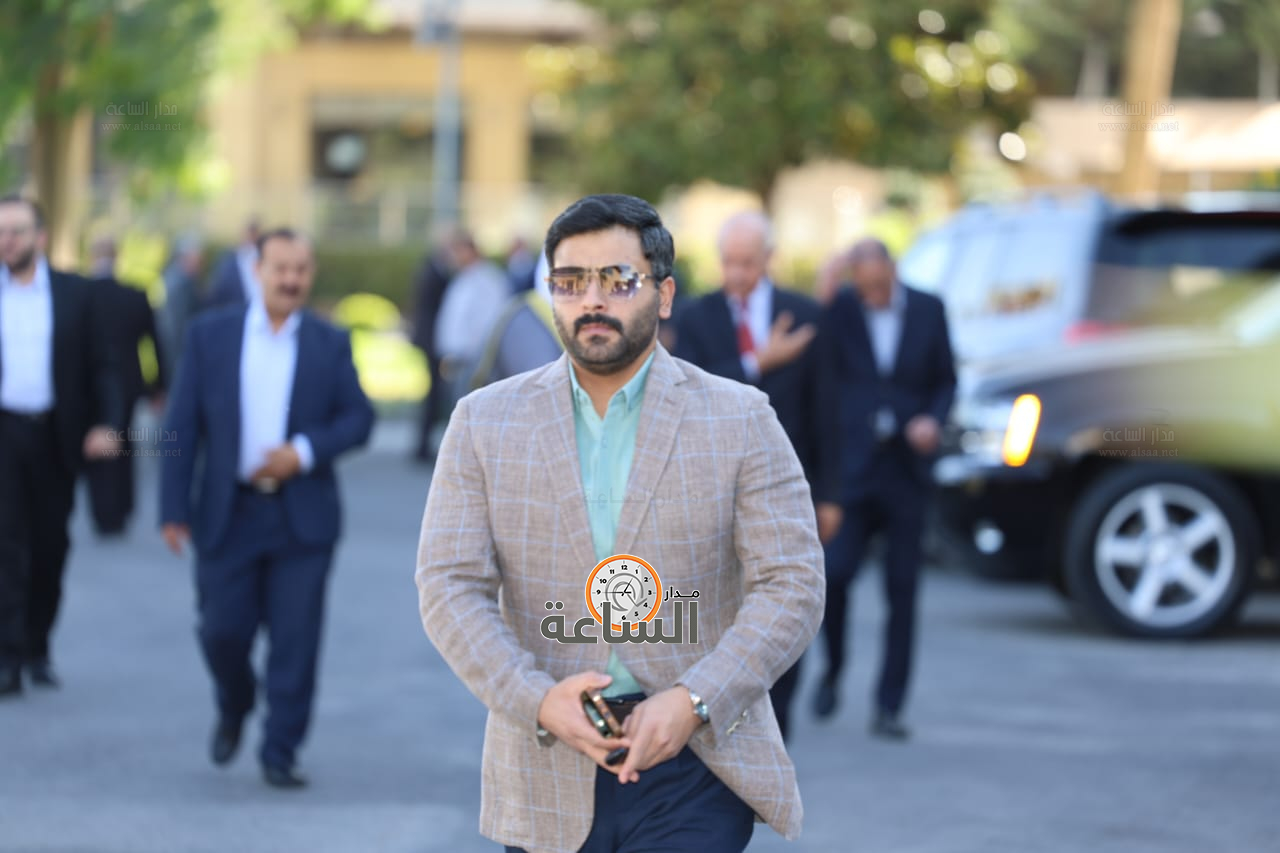 Madar Al-Saa Images 0.6203150638953255