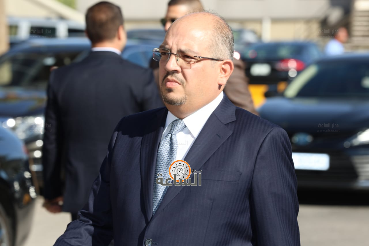 Madar Al-Saa Images 0.5684248558806734