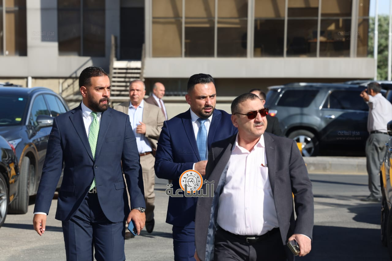 Madar Al-Saa Images 0.7540097140637299