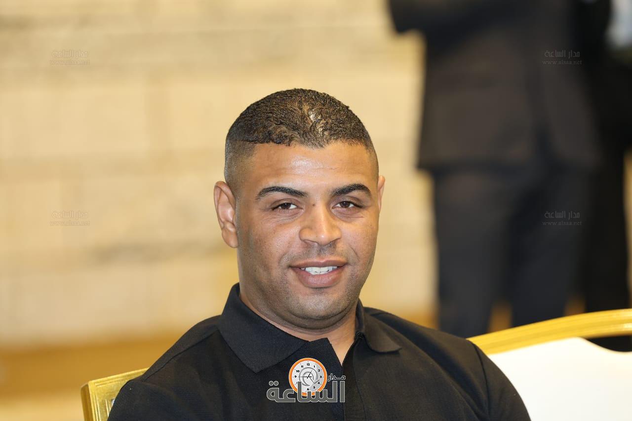 Madar Al-Saa Images 0.10341207328013224