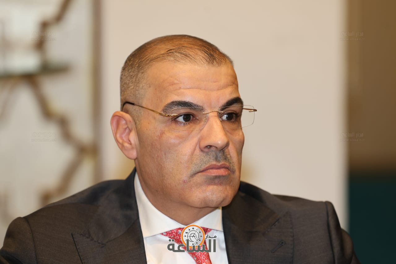 Madar Al-Saa Images 0.5387854711499206