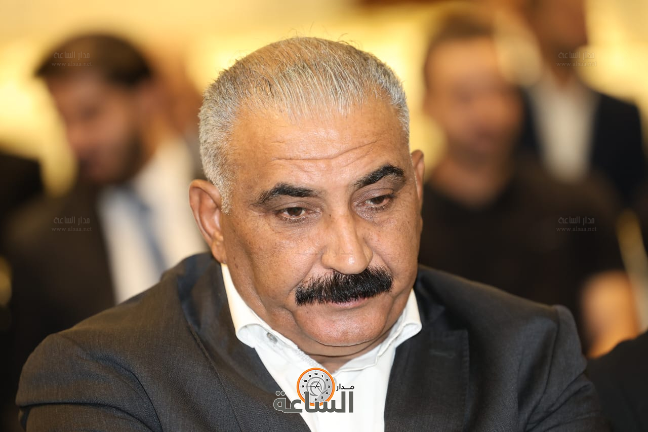 Madar Al-Saa Images 0.9650101610829686