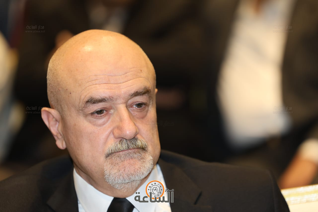 Madar Al-Saa Images 0.16364689139245225