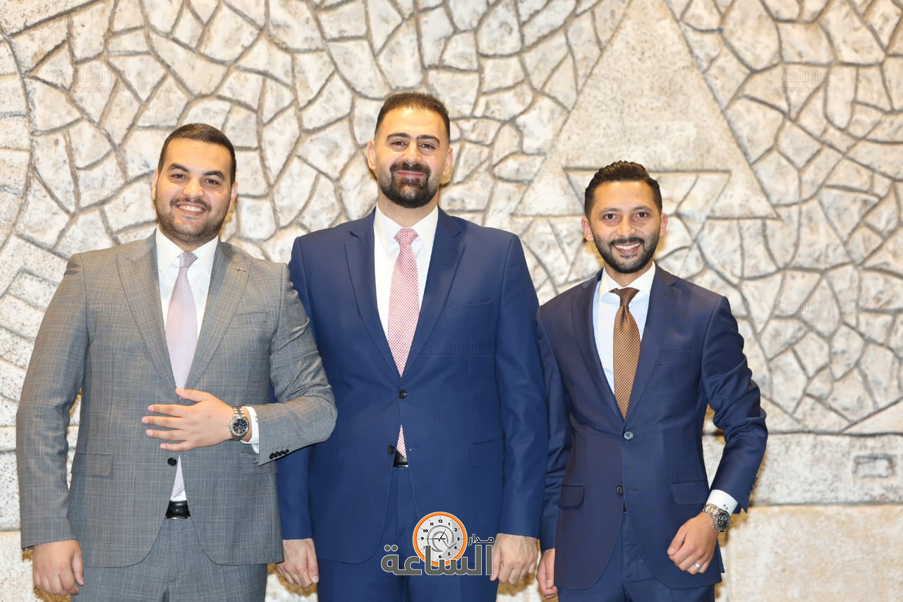 Madar Al-Saa Images 0.7246739543868169