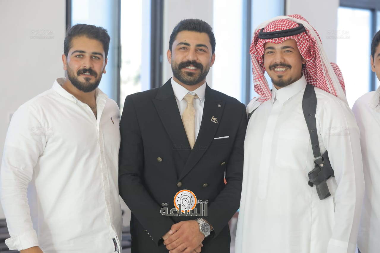 Madar Al-Saa Images 0.7428365379933107