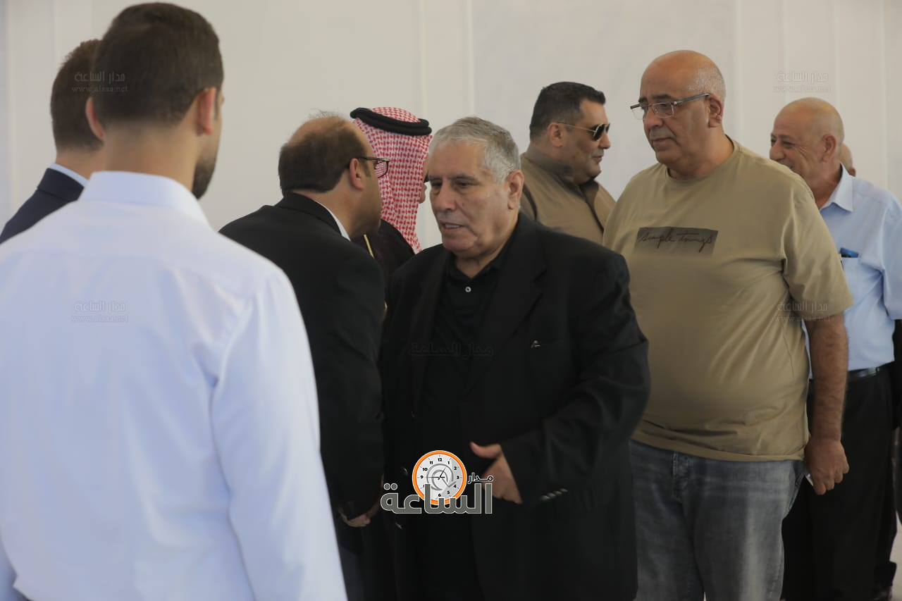 Madar Al-Saa Images 0.1678140346179381