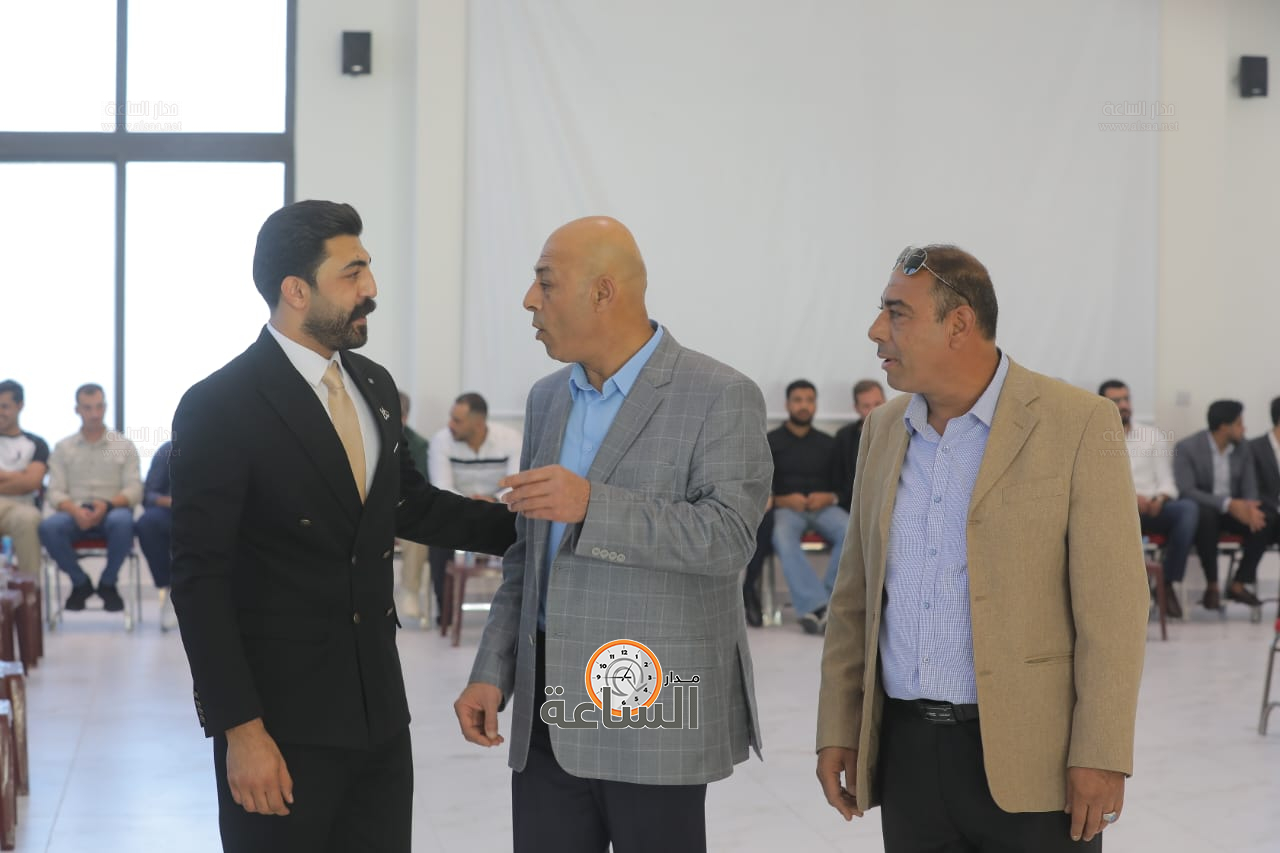 Madar Al-Saa Images 0.5353080029964684